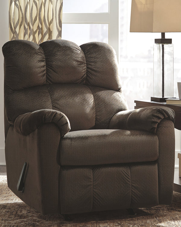 Foxfield Signature Design by Ashley Recliner