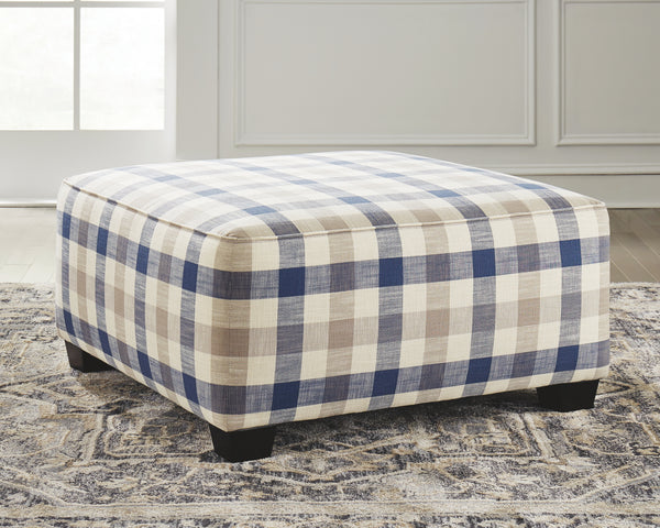 Meggett Benchcraft Ottoman