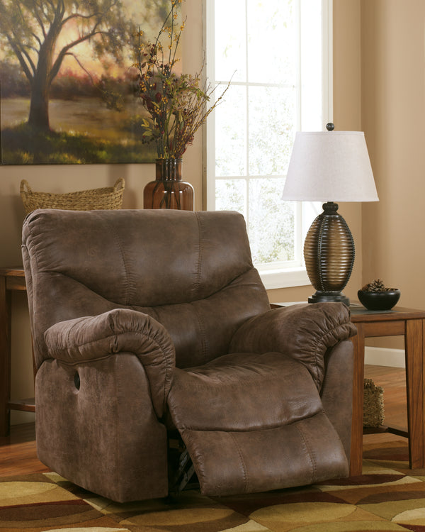 Alzena Signature Design by Ashley Recliner