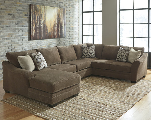 Justyna Benchcraft 3-Piece Sectional with Chaise