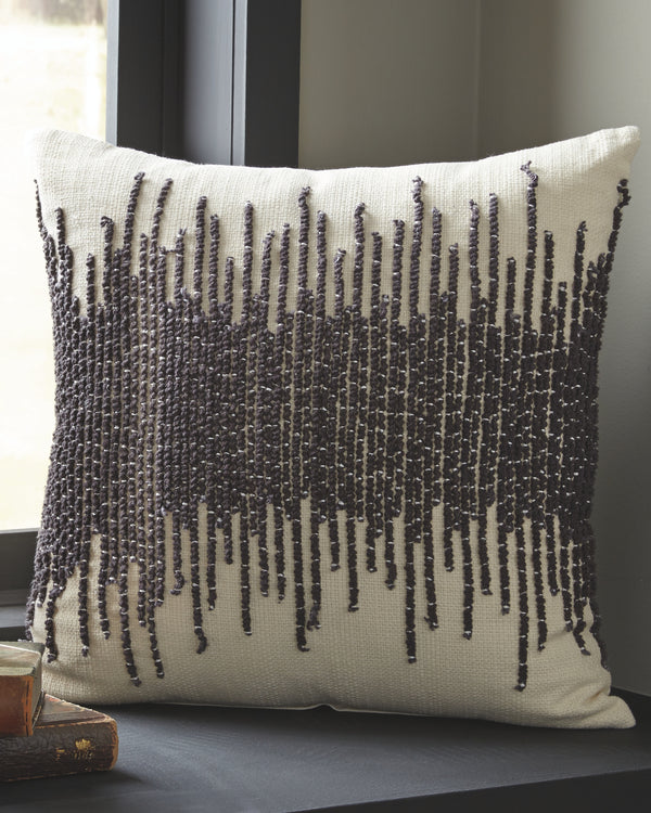 Warneka Signature Design by Ashley Pillow