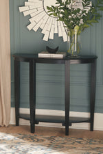 Altonwood Signature Design by Ashley Sofa Table