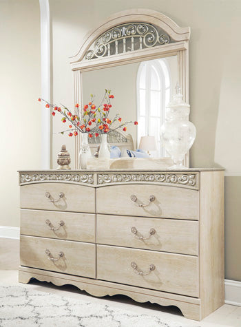 Catalina Signature Design by Ashley Bedroom Mirror