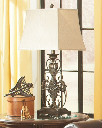 Sallee Signature Design by Ashley Table Lamp