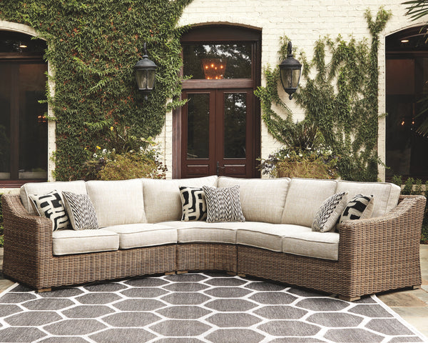 Beachcroft Signature Design by Ashley 3-Piece Sectional