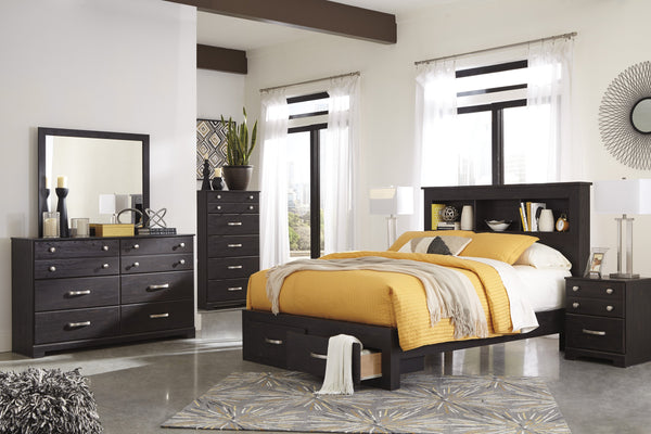 Reylow Signature Design 5-Piece Bedroom Set with 2 Storage Drawers