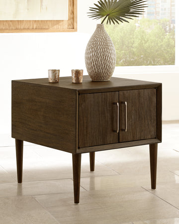 Kisper Signature Design by Ashley End Table