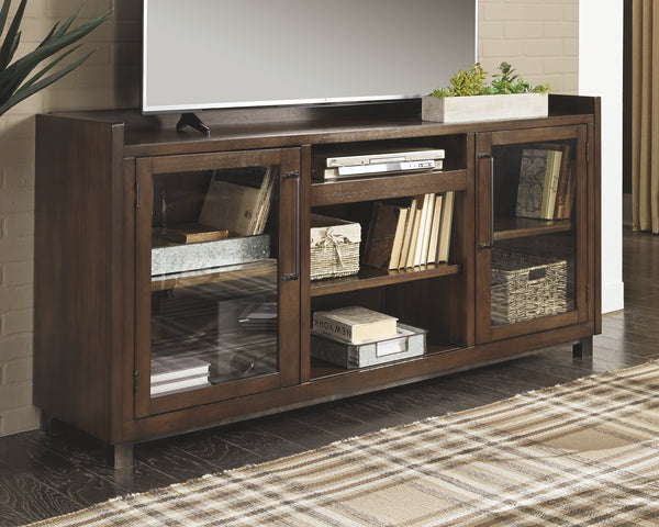 Starmore Signature Design by Ashley TV Stand